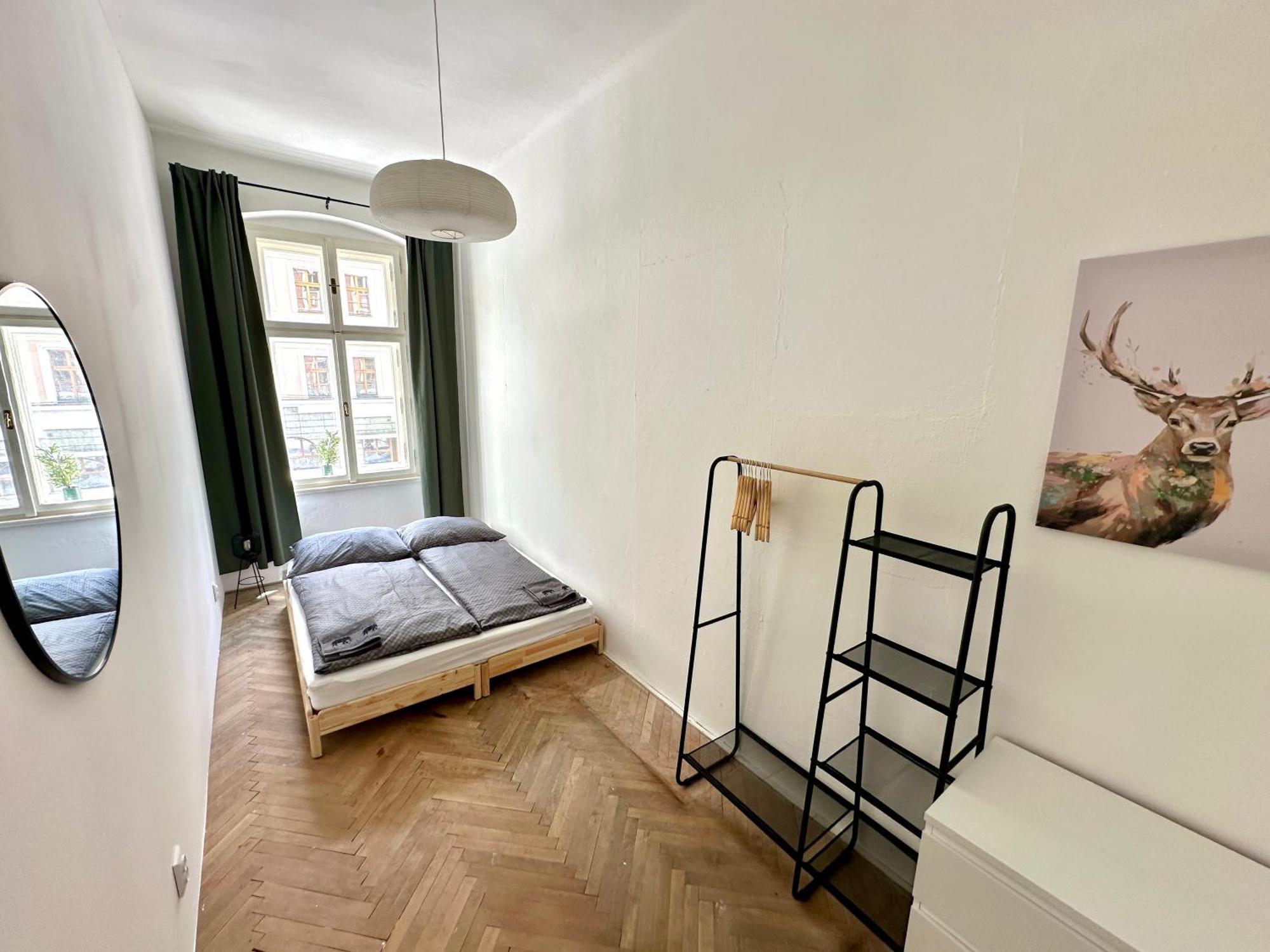 Apartmán Location In Prague! 4 Bedrooms And Super Host! *