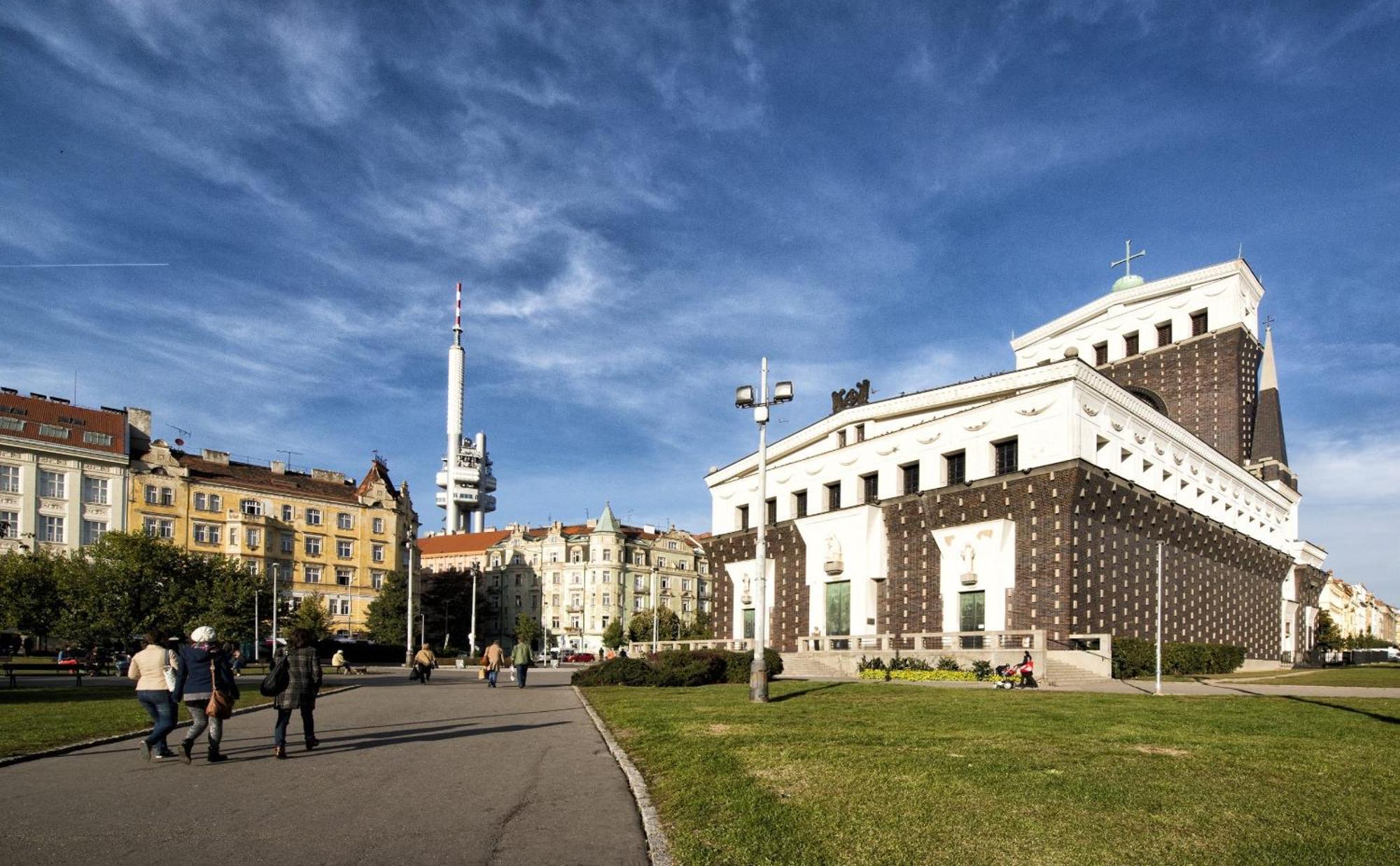 Apartmán Location In Prague! 4 Bedrooms And Super Host! *